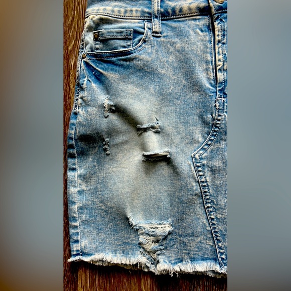Tinseltown - Distressed Pearl Detailed Denim Jean Skirt - Picture 5 of 7